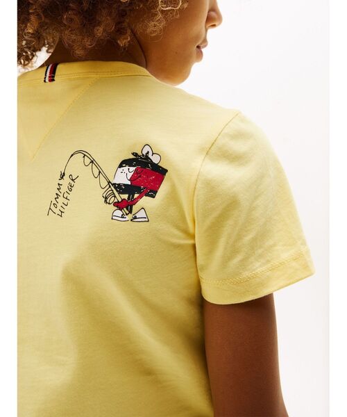 TOMMY HILFIGER（トミーヒルフィガー）の「BOYS フラッグファンショートスリーブTシャツ（Tシャツ/カットソー・キッズ・イエロー/ライトグリーン/ホワイト・140cm/160cm/130cm/150cm）」の4枚目の写真