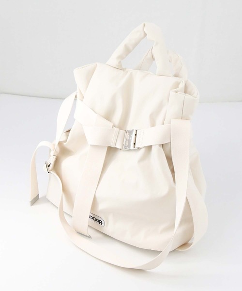 OUTDOOR PRODUCTS(アウトドアプロダクツ)の「Puilting2WAYM(バックパック/リュック・レディース・アイボリー/ブラック・FREE)」の4枚目の写真