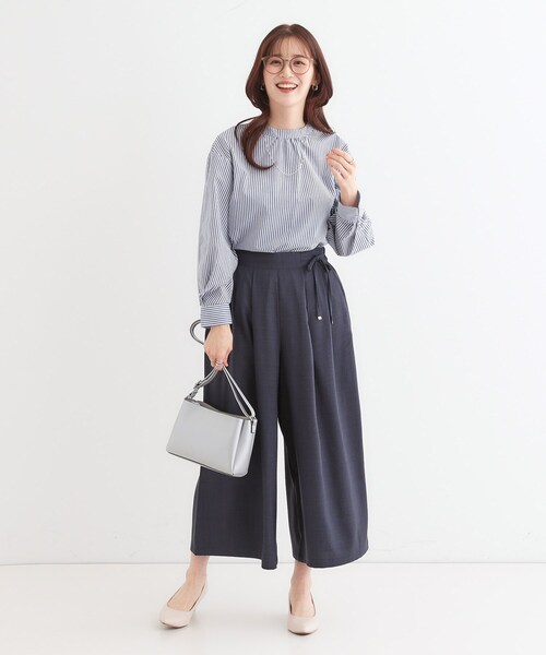 DRESKIP（ドレスキップ）の「【洗える】洗濯後しわになにりくい お袖タックブラウス（シャツ/ブラウス・レディース・パープル系1/ベージュ系9/サックスブルー系5/イエロー系その他7/グリーン系3/ネイビー系2・01/02/03/04）」の10枚目の写真