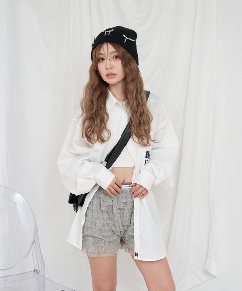 RAY CASSIN（レイカズン）の「オーバーサイズ胸刺繍ルーズシャツ（シャツ/ブラウス・レディース・ブルー/ホワイト/ピンク・FREE）」の9枚目の写真