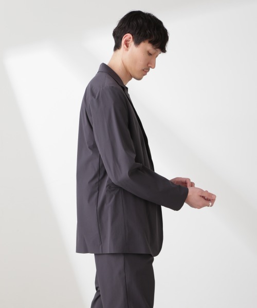 NANO universe（ナノユニバース）の「｢EVERLAST｣ テクニカルナイロンジャケット（セットアップ可）（テーラードジャケット・メンズ・ブラック/チャコール・S/M/L）」の11枚目の写真
