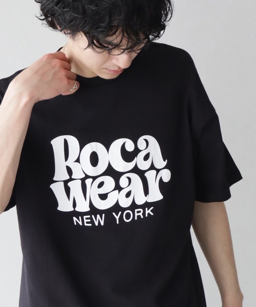 ROCAWEAR(ロカウェア)の「【ROCAWEAR/ロカウェア】ロゴプリント 半袖Tシャツ(Tシャツ/カットソー・メンズ・スミクロ/ブラック/ホワイト・XL/L/M)」の2枚目の写真