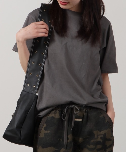 GILDAN（ギルダン）の「GILDAN/ギルダン プレミアムコットン 5.3oz 半袖Tシャツ 17色展開 2026年春夏（Tシャツ/カットソー・レディース・レッド/オレンジ/イエロー/ネイビー/ライトグレー/ホワイト/オレンジ系1/チャコール/ロイヤルブルー/ダークグレー/アーミー/ブラック/ライトブルー/ライトブラウン/サンドグレー/モスグリーン/ライトグリーン・M/S/XL/L）」の6枚目の写真