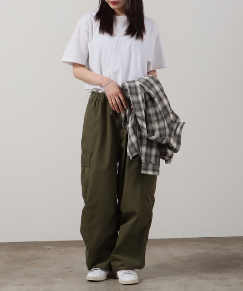 GILDAN（ギルダン）の「GILDAN/ギルダン プレミアムコットン 5.3oz 半袖Tシャツ 17色展開 2026年春夏（Tシャツ/カットソー・レディース・レッド/オレンジ/イエロー/ネイビー/ライトグレー/ホワイト/オレンジ系1/チャコール/ロイヤルブルー/ダークグレー/アーミー/ブラック/ライトブルー/ライトブラウン/サンドグレー/モスグリーン/ライトグリーン・M/S/XL/L）」の20枚目の写真