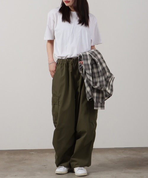 GILDAN（ギルダン）の「GILDAN/ギルダン プレミアムコットン 5.3oz 半袖Tシャツ 17色展開 2026年春夏（Tシャツ/カットソー・レディース・レッド/オレンジ/イエロー/ネイビー/ライトグレー/ホワイト/オレンジ系1/チャコール/ロイヤルブルー/ダークグレー/アーミー/ブラック/ライトブルー/ライトブラウン/サンドグレー/モスグリーン/ライトグリーン・M/S/XL/L）」の21枚目の写真