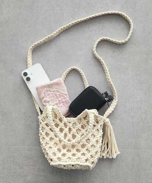 CRAFT STANDARD BOUTIQUE(クラフトスタンダードブティック)の「別注/maison vert マクラメ手編みショルダーバッグ(ショルダーバッグ・レディース・ブルーグリーン/ナチュラル/レッド・FREE)」の9枚目の写真