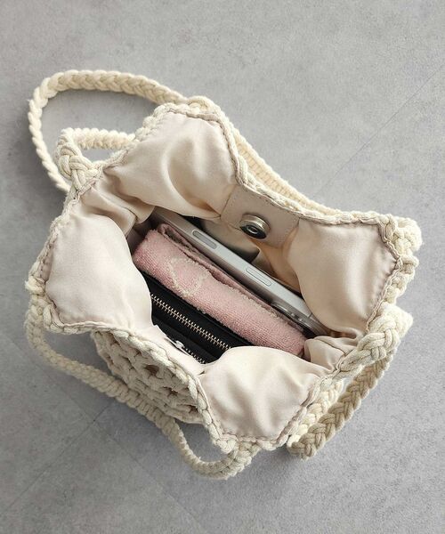 CRAFT STANDARD BOUTIQUE(クラフトスタンダードブティック)の「別注/maison vert マクラメ手編みショルダーバッグ(ショルダーバッグ・レディース・ブルーグリーン/ナチュラル/レッド・FREE)」の10枚目の写真