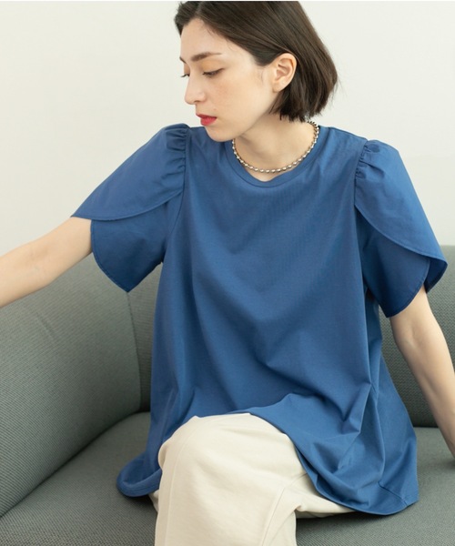 OPAQUE.CLIP(オペークドットクリップ)の「チューリップスリーブドッキングカットソー【洗濯機洗い可/接触冷感】(Tシャツ/カットソー・レディース・ブルー系その他/ホワイト/ブラック・36/38/40/42)」の3枚目の写真