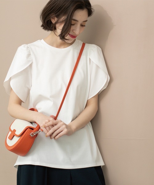 OPAQUE.CLIP(オペークドットクリップ)の「チューリップスリーブドッキングカットソー【洗濯機洗い可/接触冷感】(Tシャツ/カットソー・レディース・ブルー系その他/ホワイト/ブラック・36/38/40/42)」の20枚目の写真