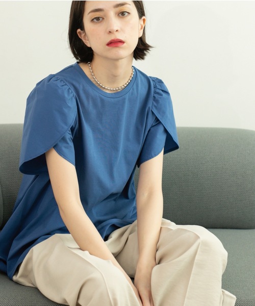 OPAQUE.CLIP(オペークドットクリップ)の「チューリップスリーブドッキングカットソー【洗濯機洗い可/接触冷感】(Tシャツ/カットソー・レディース・ブルー系その他/ホワイト/ブラック・36/38/40/42)」の13枚目の写真