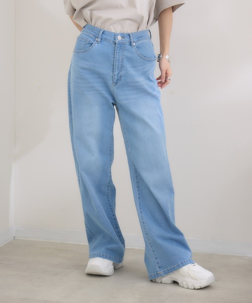 KATHARINE ROSS（キャサリンロス）の「【Pillini/ピリーニ】【接触冷感】【吸水速乾】COOLワイドデニムパンツ（デニムパンツ・レディース・ホワイト/ブルー・SMALL/MEDIUM）」の2枚目の写真