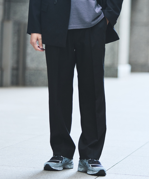 EDIFICE（エディフィス）の「"MULTI FUNCTION" ライトウェイト テーパードスラックス（スラックス・メンズ・ブラック/グレー/ネイビー・LARGE/MEDIUM/SMALL/X-SMALL）」の14枚目の写真