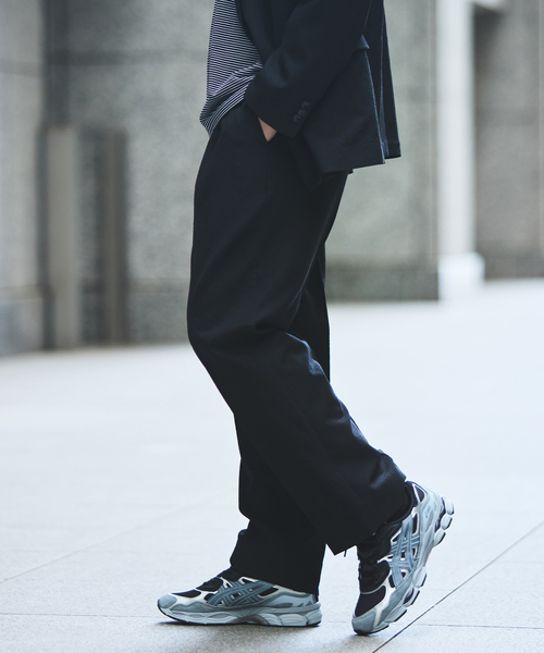 EDIFICE（エディフィス）の「"MULTI FUNCTION" ライトウェイト テーパードスラックス（スラックス・メンズ・ブラック/グレー/ネイビー・LARGE/MEDIUM/SMALL/X-SMALL）」の15枚目の写真