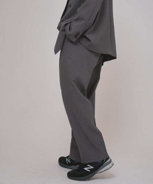 EDIFICE（エディフィス）の「"MULTI FUNCTION" ライトウェイト テーパードスラックス（スラックス・メンズ・ブラック/グレー/ネイビー・LARGE/MEDIUM/SMALL/X-SMALL）」の21枚目の写真