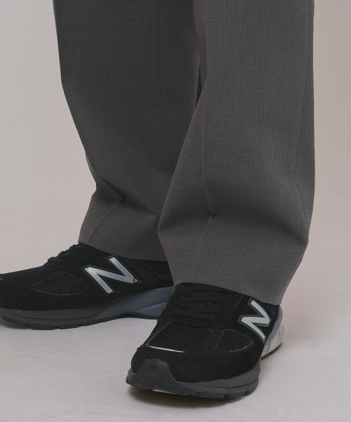 EDIFICE（エディフィス）の「"MULTI FUNCTION" ライトウェイト テーパードスラックス（スラックス・メンズ・ブラック/グレー/ネイビー・LARGE/MEDIUM/SMALL/X-SMALL）」の22枚目の写真