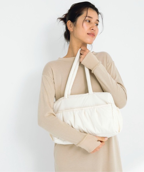 URBAN RESEARCH Sonny Label（アーバンリサーチサニーレーベル）の「SLAB　2wayPuffBostonBag（ボストンバッグ・レディース・オフホワイト/ブラック/ミント・ONE）」の2枚目の写真