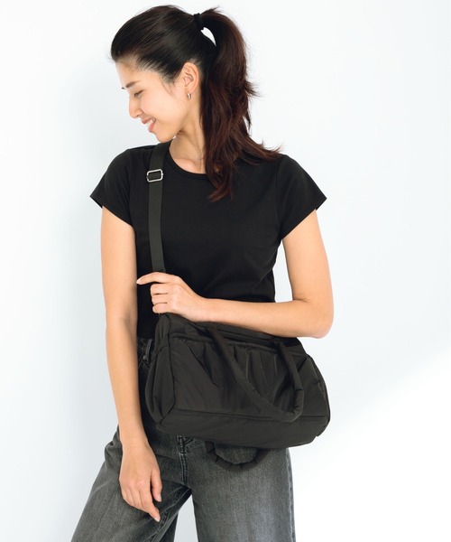 URBAN RESEARCH Sonny Label（アーバンリサーチサニーレーベル）の「SLAB　2wayPuffBostonBag（ボストンバッグ・レディース・オフホワイト/ブラック/ミント・ONE）」の3枚目の写真