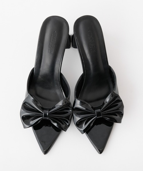 one after another NICE CLAUP(ワンアフターアナザーナイスクラップ)の「ビッグリボンポインテッドサンダル(サンダル・レディース・ブラック/イエロー/ホワイト・L/M/S)」の4枚目の写真