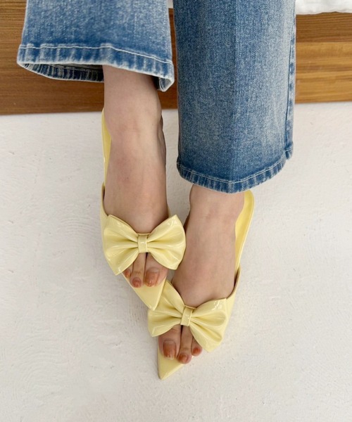 one after another NICE CLAUP(ワンアフターアナザーナイスクラップ)の「ビッグリボンポインテッドサンダル(サンダル・レディース・ブラック/イエロー/ホワイト・L/M/S)」の14枚目の写真