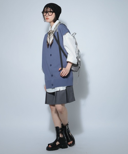 PAGEBOY(ページボーイ)の「Vネックニットベスト(カーディガン/ボレロ・レディース・ブラック/オフホワイト/ブルー系その他・FREE)」の21枚目の写真