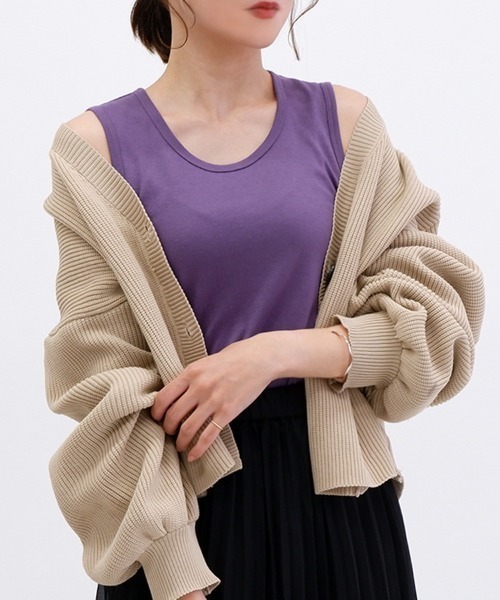 CLOTHY(クロシィ)の「【フィット感のある柔らか素材♪ヨガやスポーツにも◎】スムースベーシックタンクトップ(タンクトップ・レディース・オフホワイト/イエロー/ネイビー/パープル/ブラック/オリーブ/グレイッシュベージュ/グレー/チャコールグレー/ダークグリーン/ローズ/ピンク/ブラウン・SMALL/MEDIUM/LARGE/X-LARGE/XX-LARGE)」の10枚目の写真