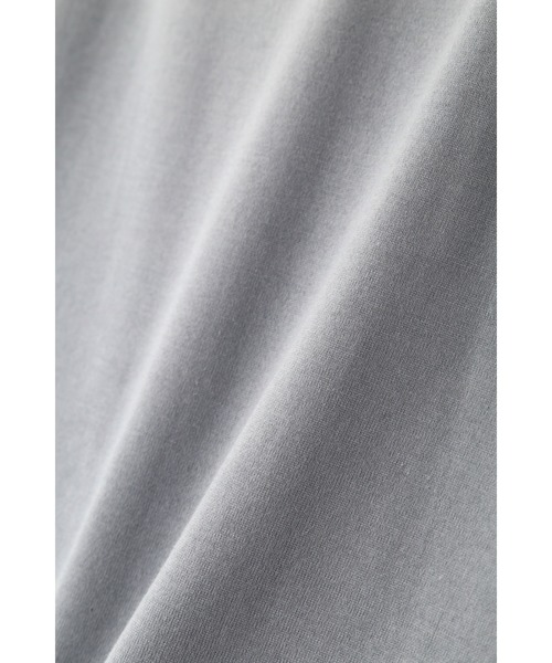 MARGARET HOWELL(マーガレットハウエル)の「FINE COMPACT COTTON JERSEY(Tシャツ/カットソー・メンズ・グレー系その他/カーキ/ホワイト・LARGE/MEDIUM/X-LARGE)」の12枚目の写真
