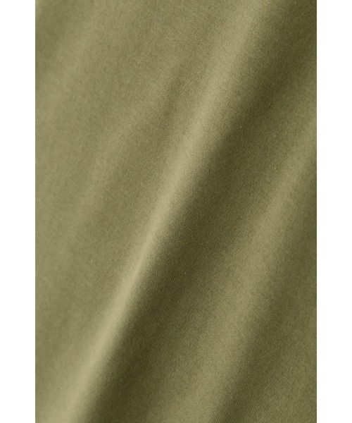 MARGARET HOWELL(マーガレットハウエル)の「FINE COMPACT COTTON JERSEY(Tシャツ/カットソー・メンズ・グレー系その他/カーキ/ホワイト・LARGE/MEDIUM/X-LARGE)」の17枚目の写真