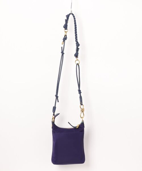 LANVIN en Bleu(ランバンオンブルー)の「コロレ スマホショルダーバッグ(ショルダーバッグ・レディース・ブラック/ネイビー/カーキ/ピンク/ブルー/アイボリー・FREE)」の16枚目の写真