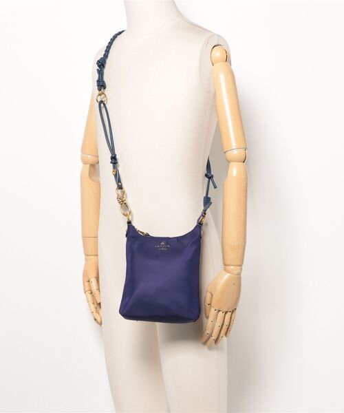LANVIN en Bleu(ランバンオンブルー)の「コロレ スマホショルダーバッグ(ショルダーバッグ・レディース・ブラック/ネイビー/カーキ/ピンク/ブルー/アイボリー・FREE)」の11枚目の写真