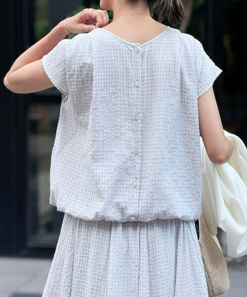 BEARDSLEY(ビアズリー)の「シアーチェックフレンチブラウス(シャツ/ブラウス・レディース・ライトグレー/ダークグレー・FREE)」の8枚目の写真