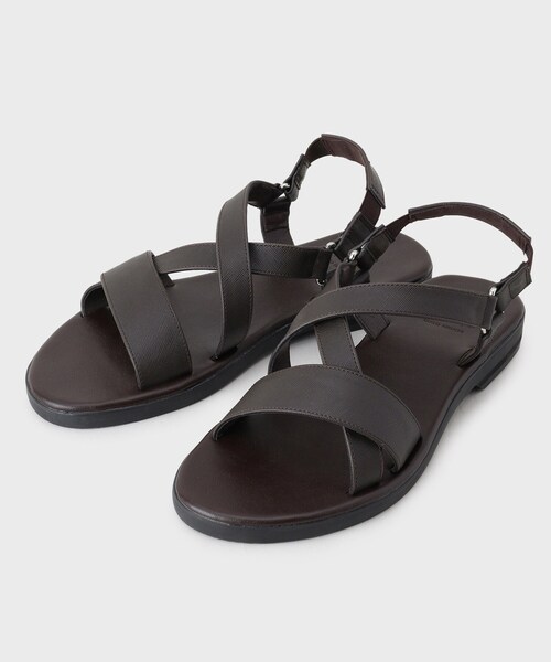tk.TAKEO KIKUCHI（ティーケータケオキクチ）の「◆クロスサンダル（サンダル・メンズ・ダークブラウン/ブラック・55/65/75）」の3枚目の写真