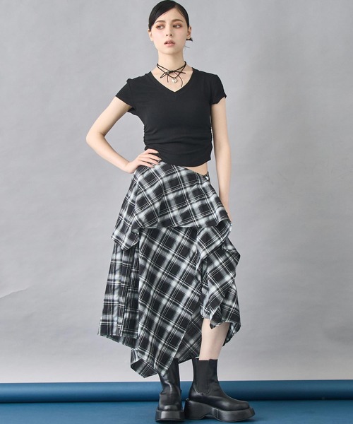 ANAP(アナップ)の「裾ギャザー Vネック Tシャツ(Tシャツ/カットソー・レディース・カーキ/ホワイト/ブラック・FREE)」の17枚目の写真
