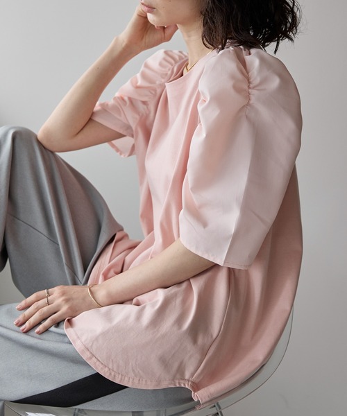 each(イーチ)の「異素材切替ギャザースリーブT(Tシャツ/カットソー・レディース・ブルー/ブラック/ホワイト/ピンク・FREE)」の6枚目の写真