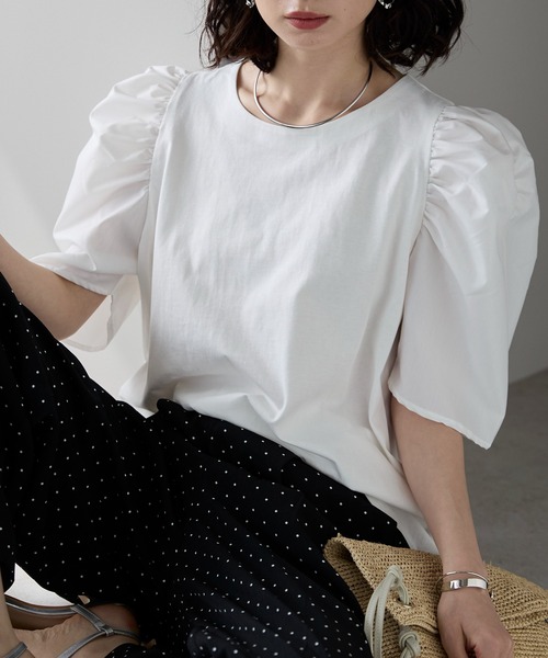 each(イーチ)の「異素材切替ギャザースリーブT(Tシャツ/カットソー・レディース・ブルー/ブラック/ホワイト/ピンク・FREE)」の16枚目の写真