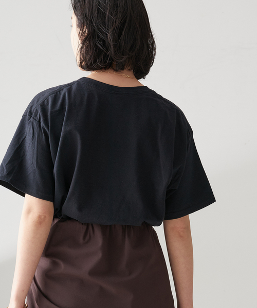 journal standard L'essage(ジャーナルスタンダードレサージュ)の「【Pacific BOOKS 】upside down BLACK t-shirts:Tシャツ(Tシャツ/カットソー・レディース・ブラック・LARGE)」の5枚目の写真