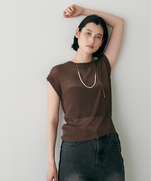 LARUTA（ラルータ）の「【LARUTA】針抜きフレンチスリーブニットプルオーバー（ニット/セーター・レディース・ピンク/オフホワイト/ブラウン/ブラック・FREE）」の14枚目の写真