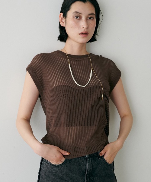 LARUTA（ラルータ）の「【LARUTA】針抜きフレンチスリーブニットプルオーバー（ニット/セーター・レディース・ピンク/オフホワイト/ブラウン/ブラック・FREE）」の15枚目の写真