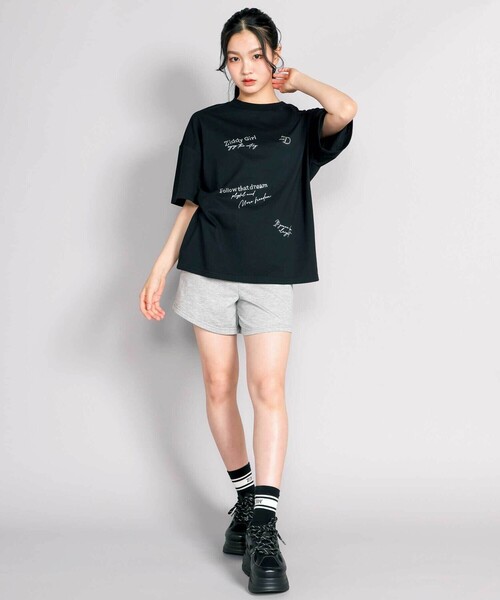 ZIDDY（ジディ）の「【接触冷感】ラインストーンロゴTシャツ（Tシャツ/カットソー・キッズ・パープル/ブラック・130cm/140cm/150cm/FREE）」の15枚目の写真