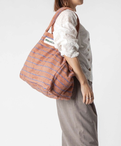 BONGUSTA(ボングスタ)の「BONGUSTA NARAM WEEKEND BAG ボングスタ パイル地トートバッグ(トートバッグ・レディース・ピンク系1/ブルー系1/オレンジ系/パープル系その他/ブラウン系1/ホワイト系1/ベージュ系1/グリーン系1・FREE)」の17枚目の写真