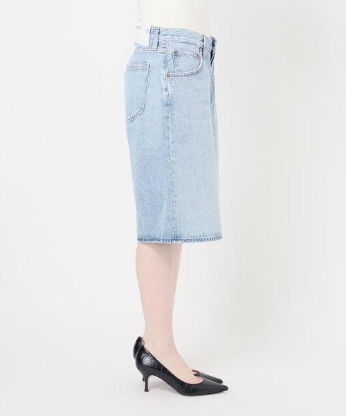 AGOLDE（エーゴールドイー）の「【AGOLDE / エーゴールドイー】BAGGY V-SHORT IN PREVAIL：デニム（デニムパンツ・レディース・サックスブルー・27cm/26cm）」の12枚目の写真