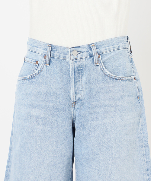 AGOLDE（エーゴールドイー）の「【AGOLDE / エーゴールドイー】BAGGY V-SHORT IN PREVAIL：デニム（デニムパンツ・レディース・サックスブルー・27cm/26cm）」の14枚目の写真