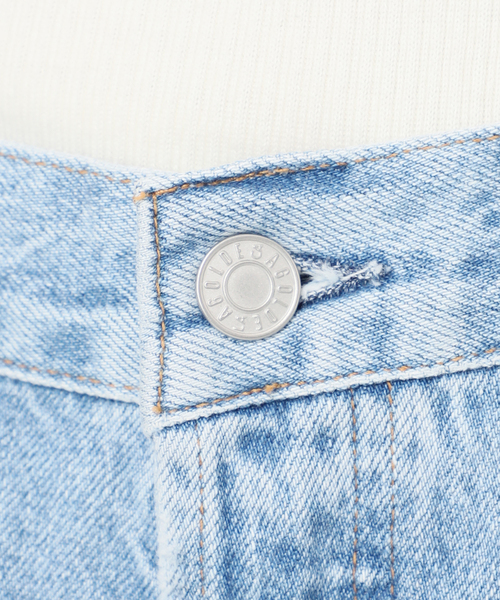 AGOLDE（エーゴールドイー）の「【AGOLDE / エーゴールドイー】BAGGY V-SHORT IN PREVAIL：デニム（デニムパンツ・レディース・サックスブルー・27cm/26cm）」の18枚目の写真