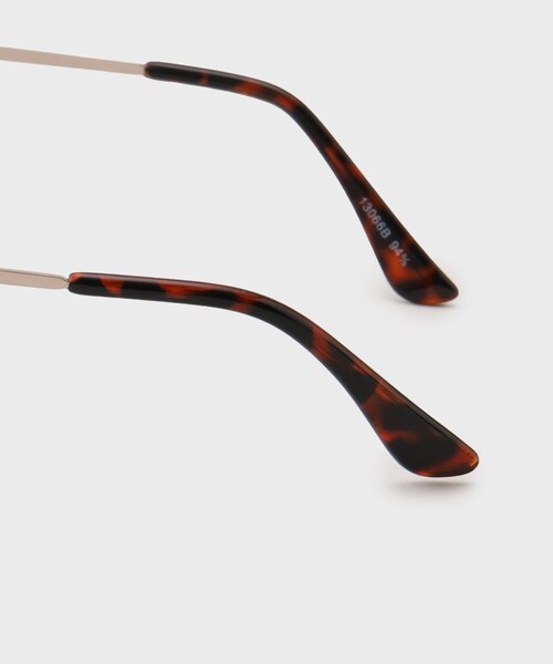 OPAQUE.CLIP（オペークドットクリップ）の「【UVカット】ダテメガネ＆サングラス（サングラス・レディース・ブラック/ダークブラウン/グレー系・00）」の6枚目の写真