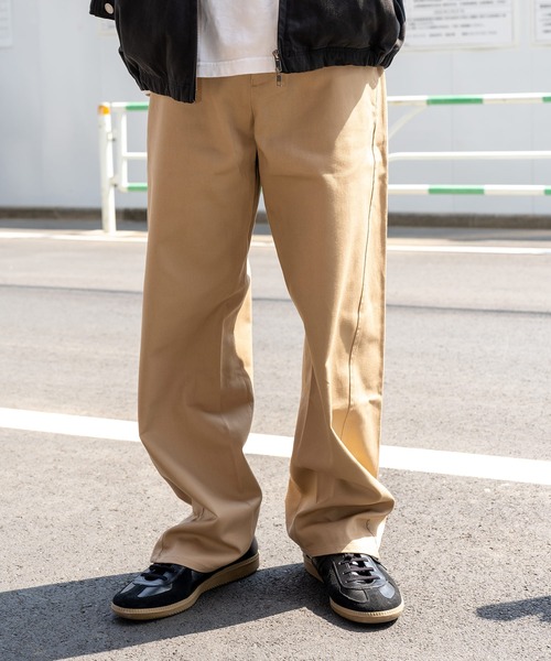 Subciety（サブサエティ）の「Wide twist trousers（チノパンツ・メンズ・ベージュ/ブラック・マルチサイズ）」の8枚目の写真