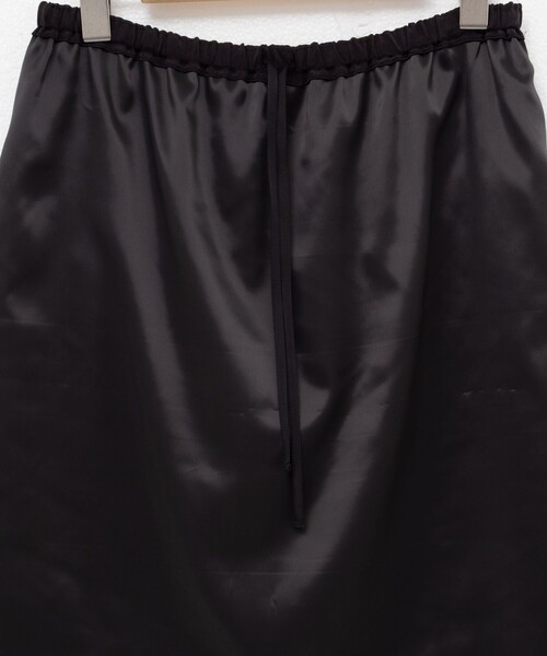 NOLLEY’S（ノーリーズ）の「《セットアップ対応》ウォッシャブルシルキーキュプライージースカート（スカート・レディース・ブラウン/チャコールグレー・36/38）」の12枚目の写真