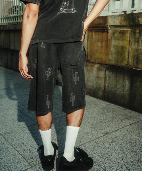 UNKNOWN LONDON(アンノウン・ロンドン)の「UNKNOWNLONDON/アンノウンロンドン/OUTLINE CROSS SWEAT SHORTS(スウェットパンツ・メンズ・ベージュ/レッド/ブラック・L/M/S)」の6枚目の写真