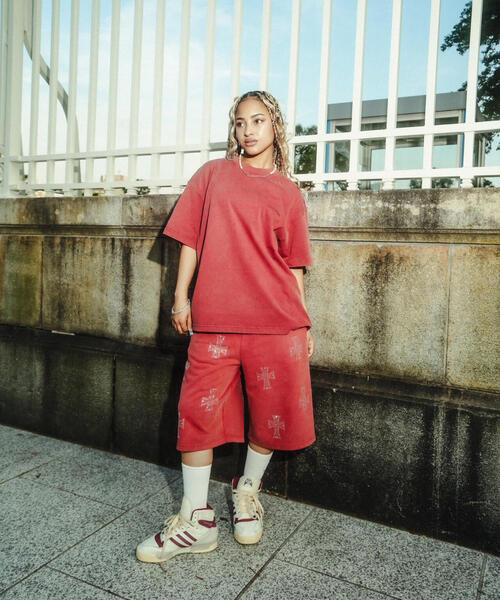 UNKNOWN LONDON(アンノウン・ロンドン)の「UNKNOWNLONDON/アンノウンロンドン/OUTLINE CROSS SWEAT SHORTS(スウェットパンツ・メンズ・ベージュ/レッド/ブラック・L/M/S)」の18枚目の写真