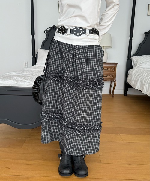 LYEON(リヨン)の「フリルチェックスカート(スカート・レディース・オフホワイト/ブラック・FREE)」の18枚目の写真