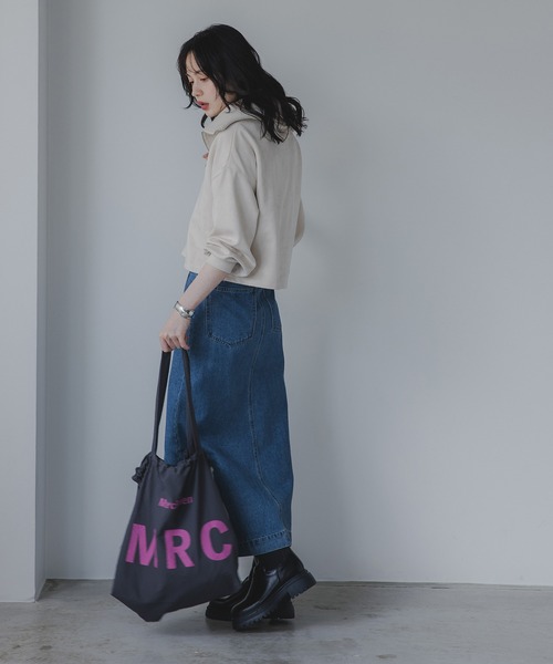 210nouve(トゥージュヌーブ)の「フェイクスエード ハーフジップ プルオーバー(Tシャツ/カットソー・レディース・チャコールグレー/モカ/アイボリー・FREE)」の7枚目の写真