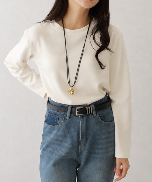 DAYRA(デイラ)の「ソリッドカラー クルーネック 長袖 ベーシック プルオーバー(Tシャツ/カットソー・レディース・モカ/ネイビー/グレー/ブラック/グレイッシュベージュ/ホワイト/ライトグレー/オフホワイト・M/XL)」の3枚目の写真
